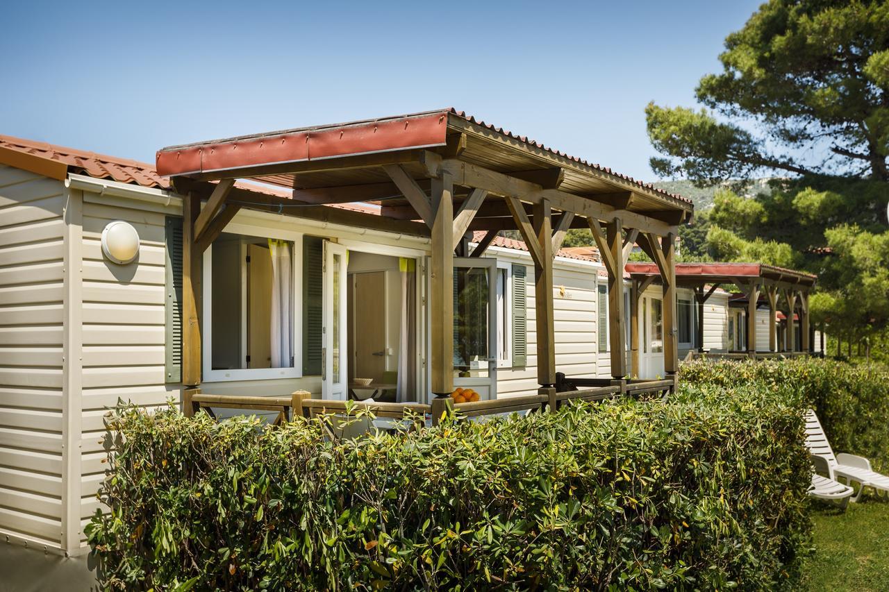 Padova Premium Camping Resort By Valamar Banjol Exterior foto